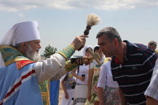 н16